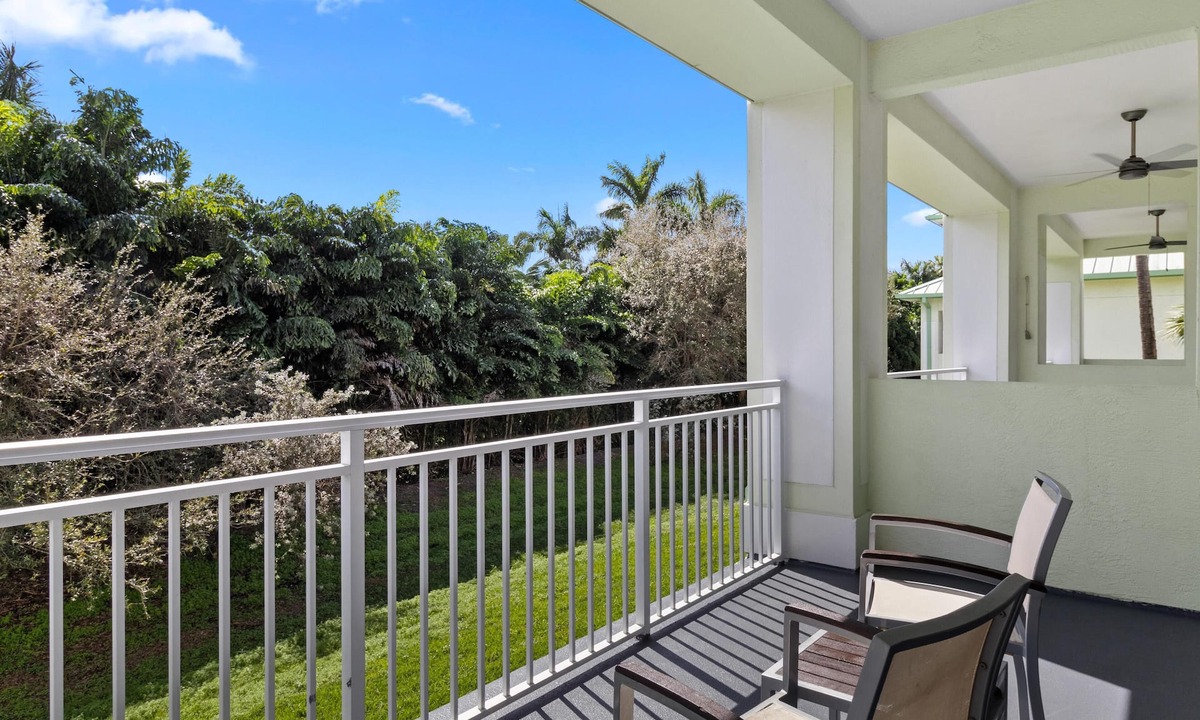 Doral Condo | Family 3 Bedroom Villa w/4 baths Miami