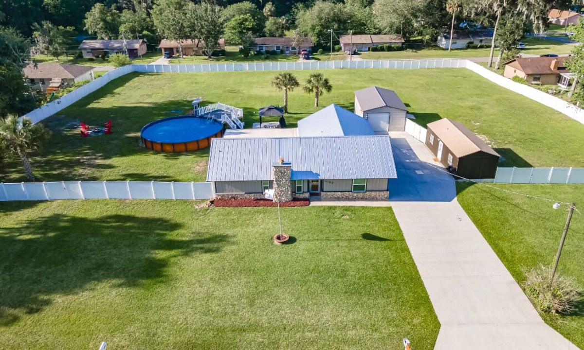 Ocala House | Family escape w/pool & games near Silver Springs
