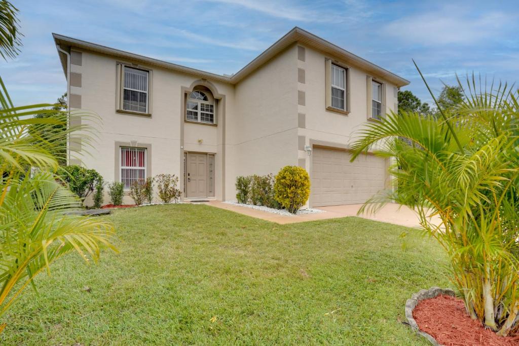 Port Saint Lucie House | Family Gem in Port St Lucie w/Backyard & Pool!