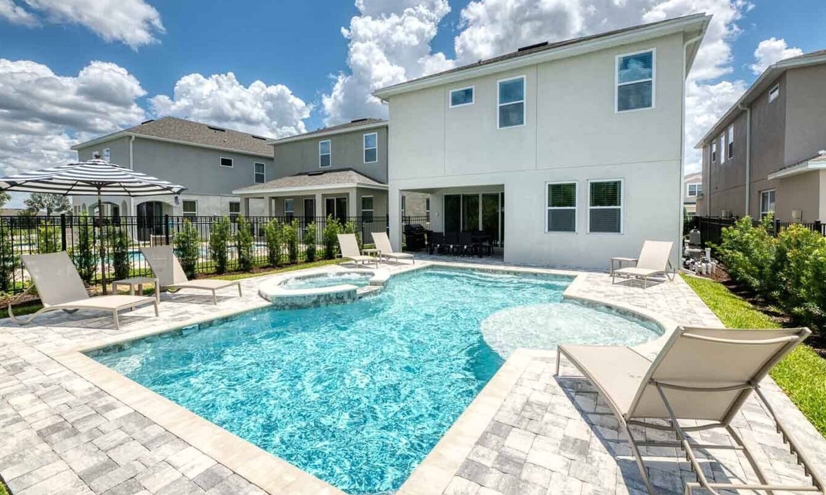 Bay Lake Villa | Flexi Canx / Close to Disney Parks / Free Shuttle to Parks / Games Room