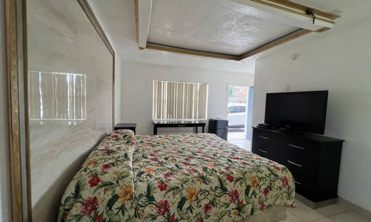 Winter Haven Hotel | Florida Garden Motel Winter Haven Near Legoland