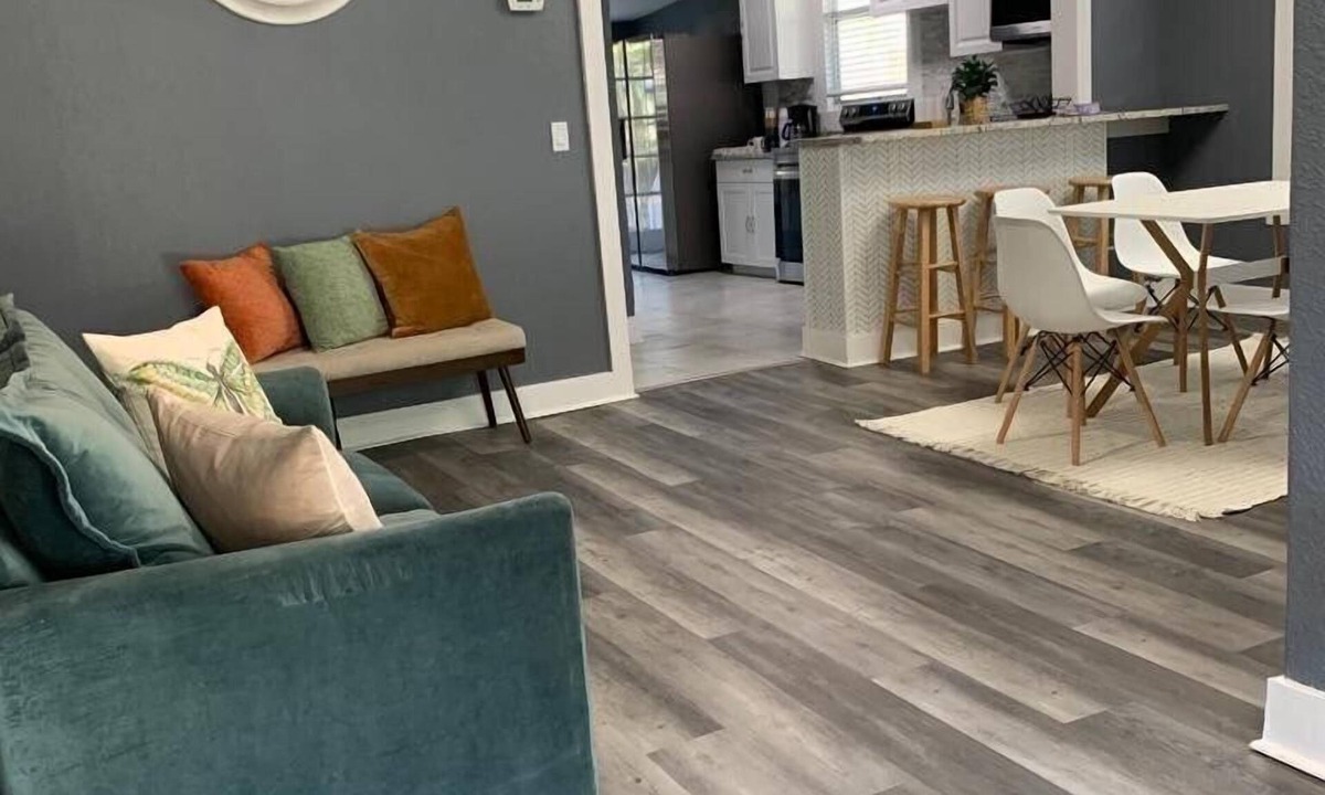 Ybor City Apartment | Fresh Home near Ybor city