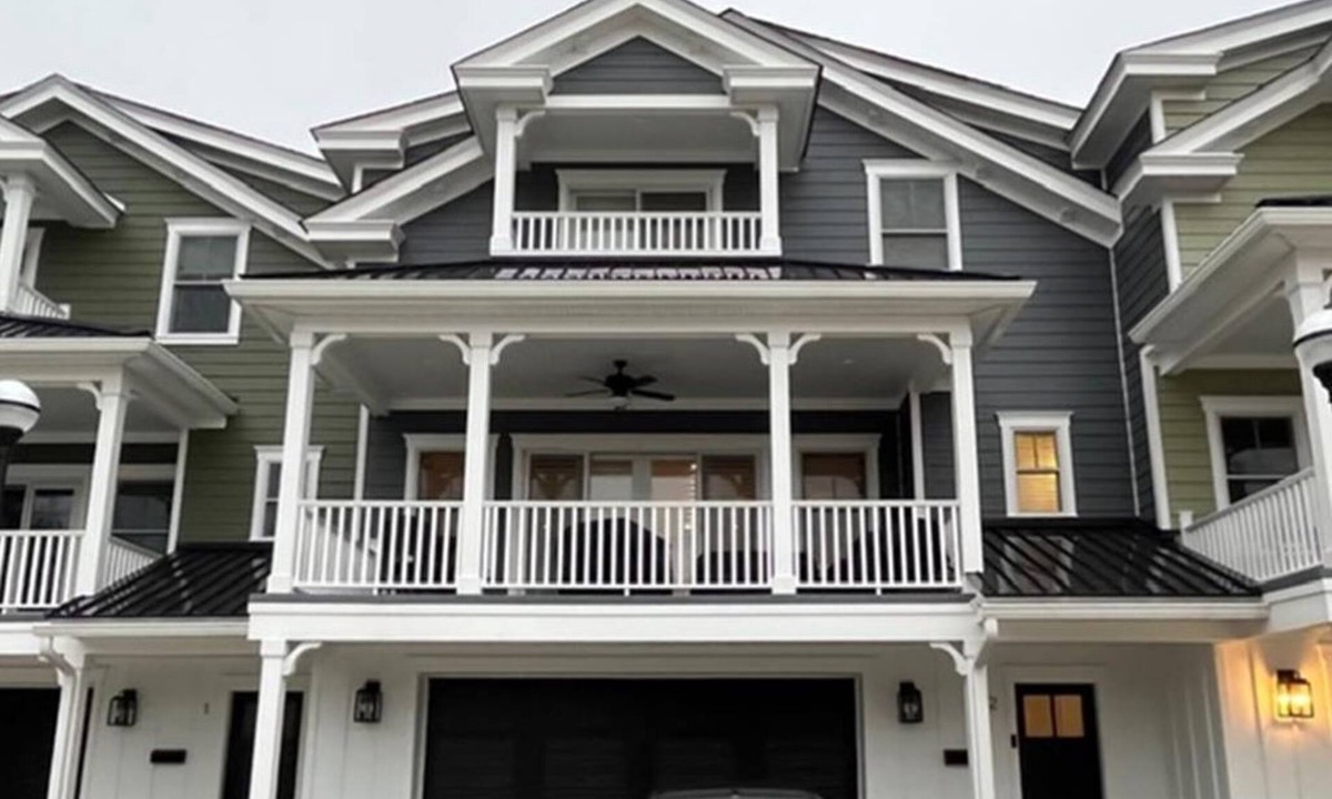 Cape May House | Full new townhome in historic Cape May w/Elevator!