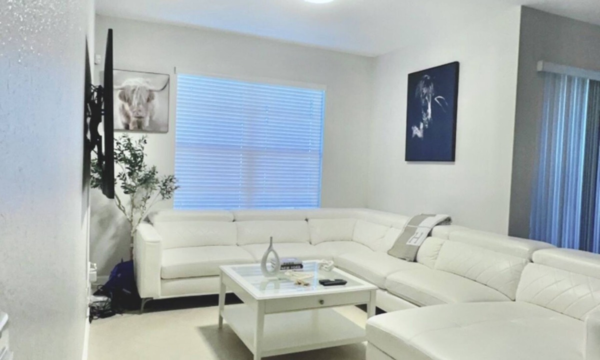 Versailles House | Fully furnished luxurious cozy townhome