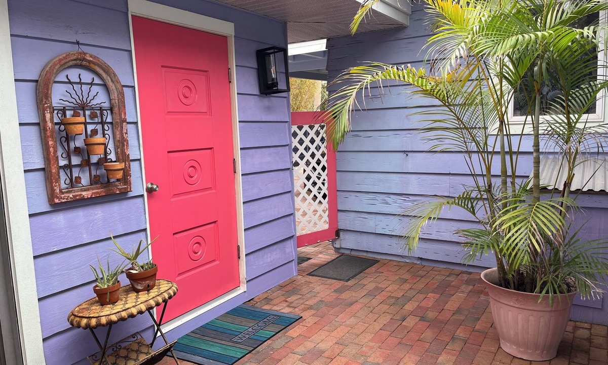 Siesta Key Apartment | Garden Terrace Studio Cottage - Walk To Siesta Beach & Village - Pets Welcome!