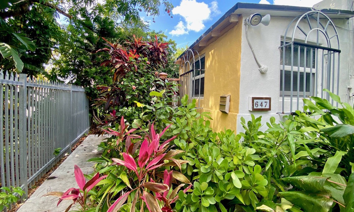 Morningside Cottage | Gardolinos Cottage near the bay