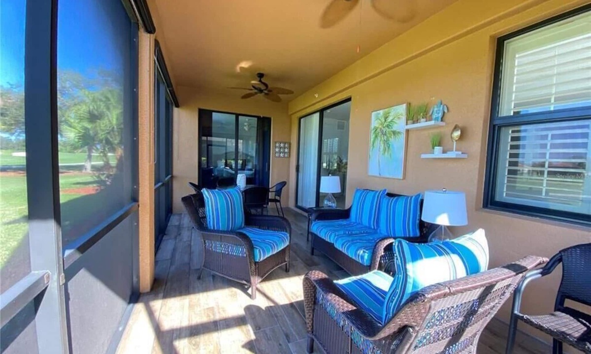 Bradenton House | Gated resort with a coastal theme, golf, tennis, pools, pickleball and more