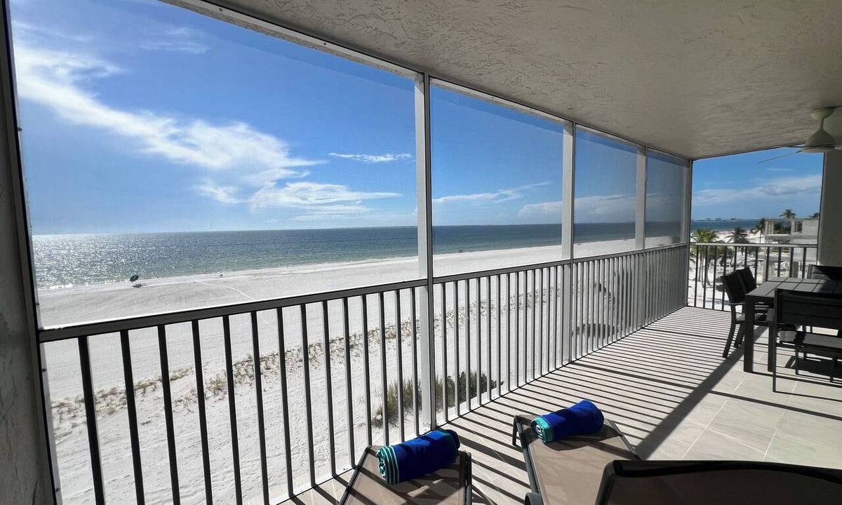 Fort Myers Beach Condo | Gateway Villas 497 - Seaside Oasis 2 bed- 2 bath