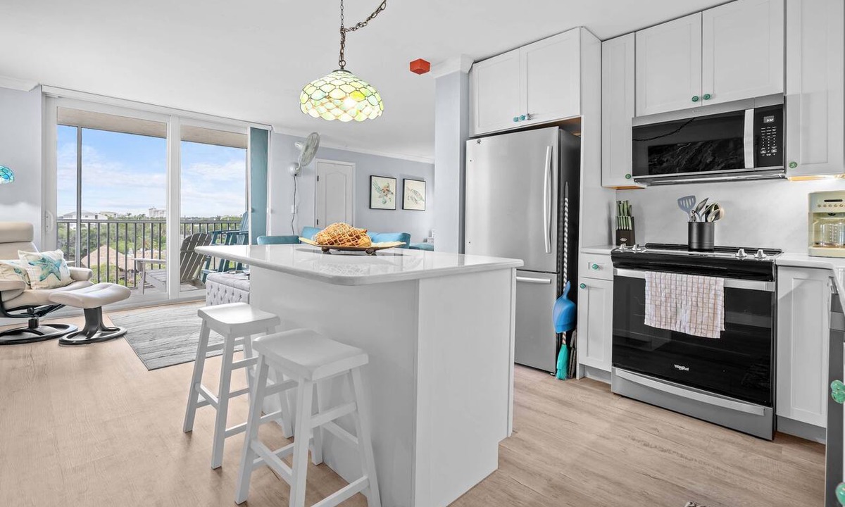 Bonita Springs Apartment | Gorgeous Bay View Studio Close To The Beach 5502