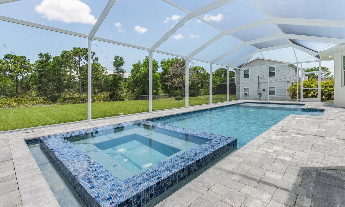 Saint James City House | Gorgeous Off Water 3/2 with Pool in the Heart of Pine Island!