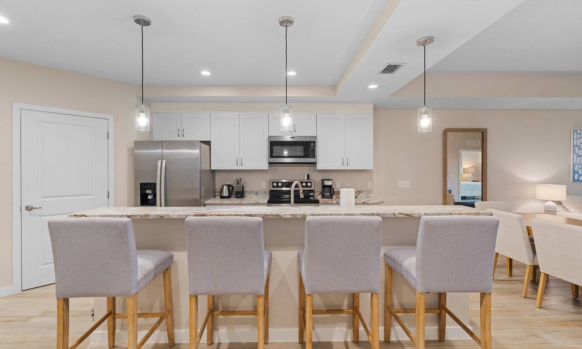 Yacht Club Condo | Gulf Access with Boat Slip, Heated Saltwater Pool, Dog-Friendly - Bacino Vista #201 - Roelens