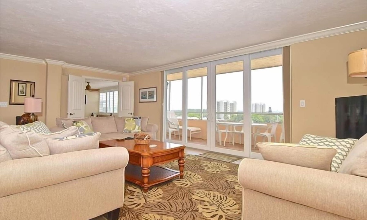 Siesta Key Condo | Gulf Front Condo with Vews of the Gulf & Bay at Fishermans Haven. Private Beach, Heated Pool, Gated.