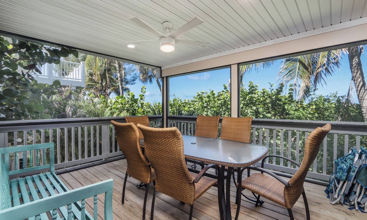 Captiva House | Gulf front, Three Bedroom with Sunning Deck - Sunset Captiva 04