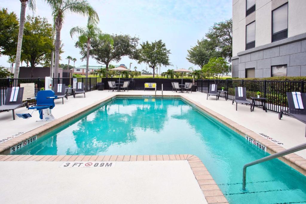 Seffner Hotel | Hampton Inn & Suites Tampa East Casino Area