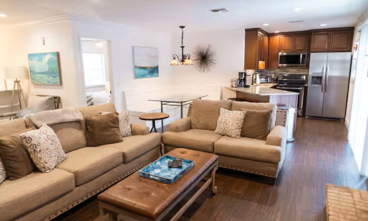 Oldsmar House | Harbor Home