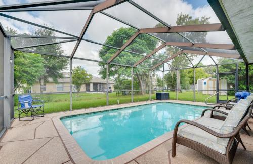 Spring Hill House | Heated Pool & 4-in-1 Grill: Spring Hill Haven!