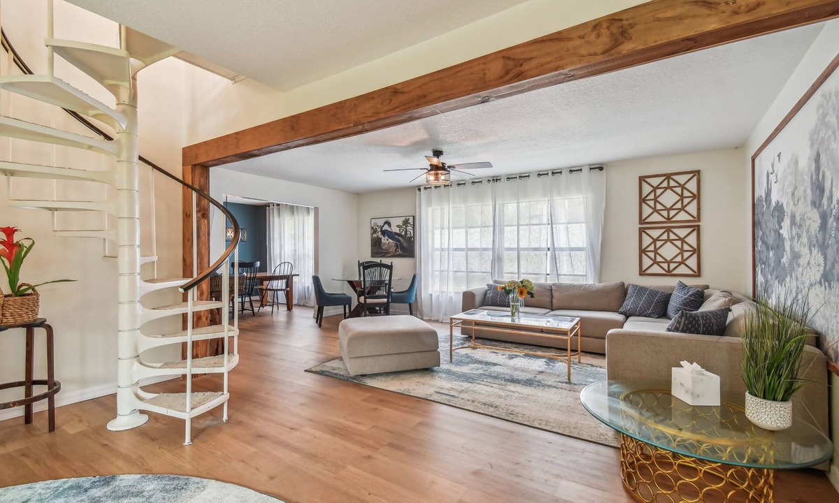 Brandon House | Heated/private pool- fenced yard-kid/pet friendly!