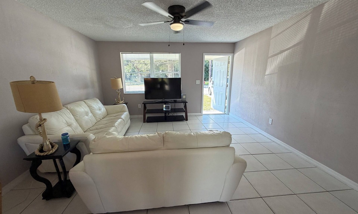 Greenacres Apartment | Home in West Palm Beach, Florida
