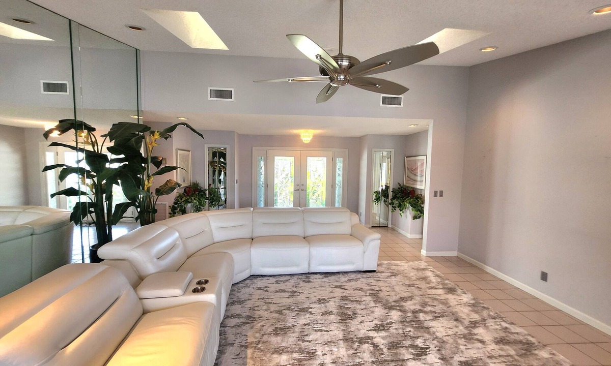 Wellington House | House with Pool near POLO area in Wellington