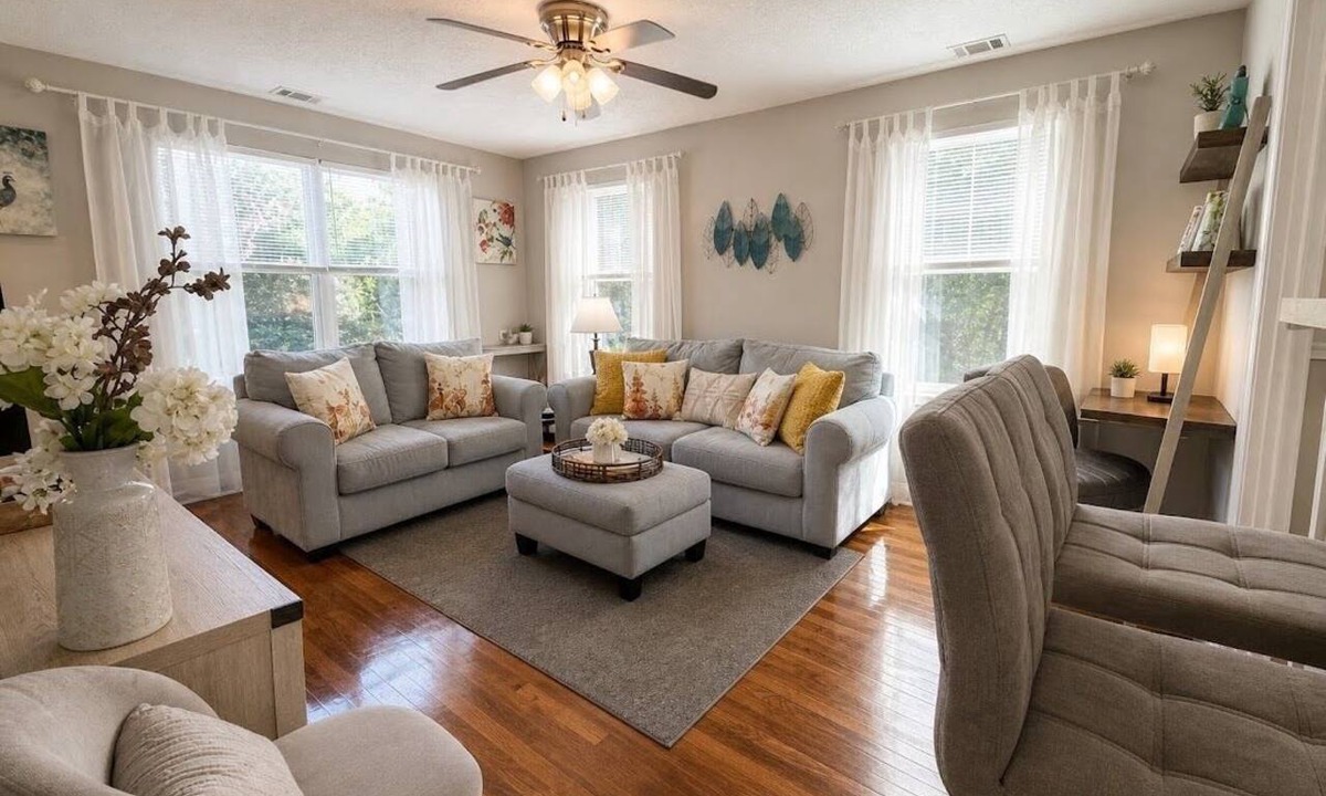 North Augusta House | Immaculate Private Home w/visiting Deer & parking
