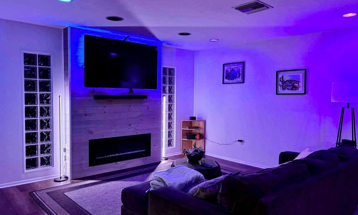 Pinebrook Estates House | Indian Rock Beach - [RelaxationSpa - Working Space - EVCharge]