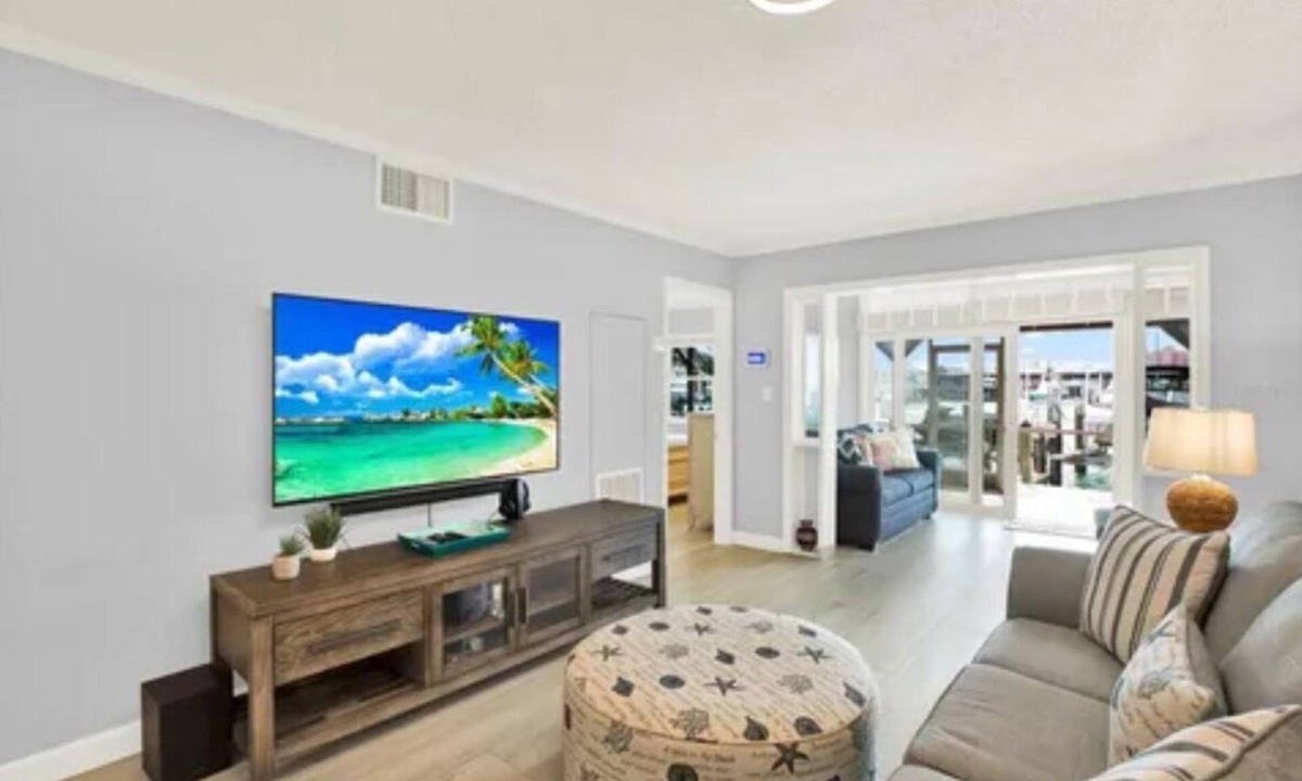 Island Estate Condo | Inter-coastal waterfront newly remodeled condo with boat lift! Bring your boat!