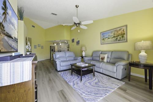Isla del Sol House | Isla Del Sol Vista Verde East 2 212 2 BD 2 BA