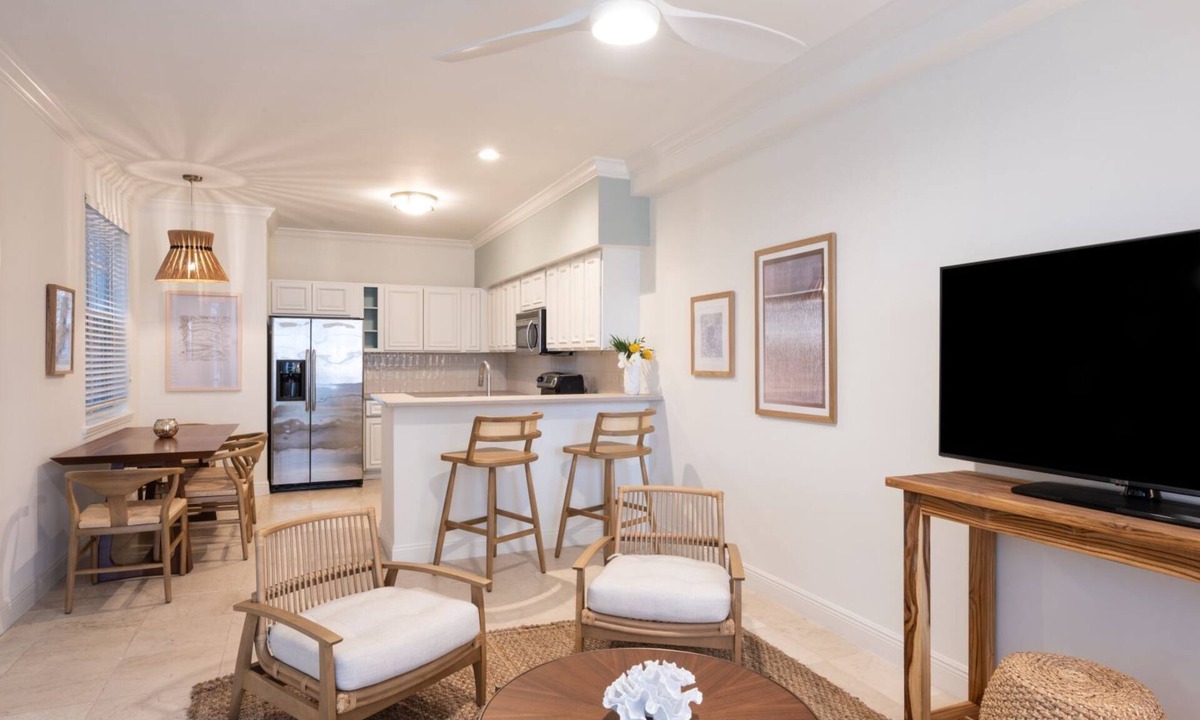 Islamorada Hotel | Islamorada Getaway | 2 Family Ready Bayfront Villa w/Spacious Living Area