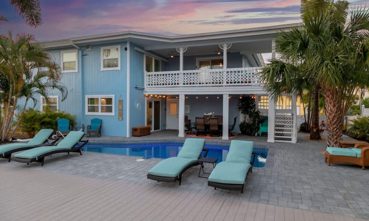 Mid Island House | Island Homes-on canal w/dock and heated pool/5 min walk to beach