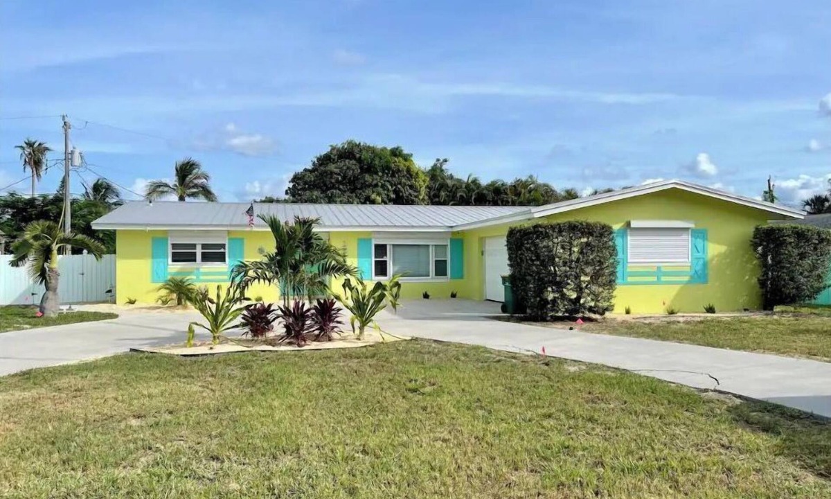 Indian Harbour Beach House | Island-Themed, Four-Bedroom Game House!
