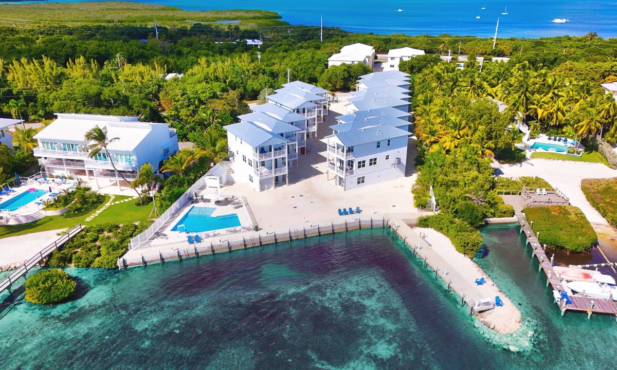 Islamorada Villa | Island Time: Ocean View, Ensuite bedrooms, Free Dockage, Htd Pool