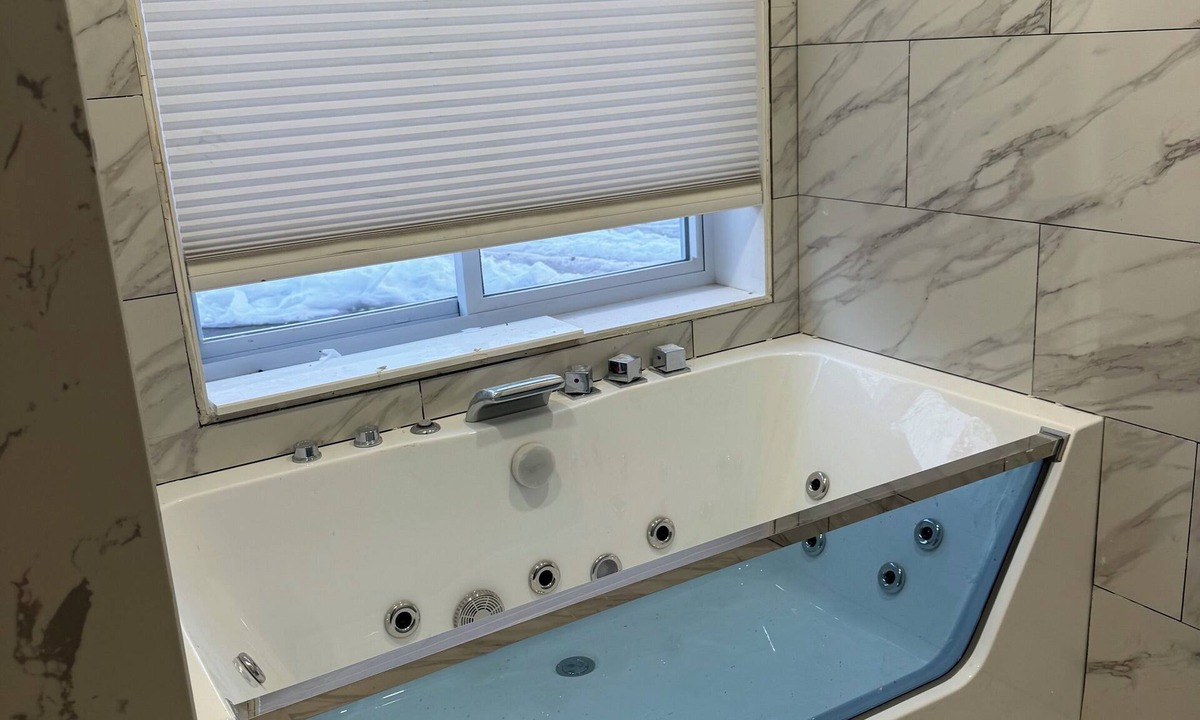 Jericho Apartment | Jericho Gold Coast Suite Jetted Tub Walk to Whole Foods