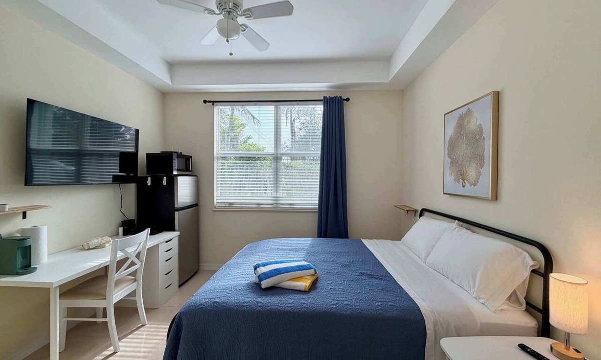 Bonita Shores Apartment | Just listed: Cozy Studio, Beach Gear, Walk to Gulf