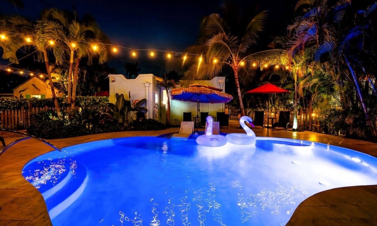 Grandview Heights House | Key West Cottage with Heated Pool