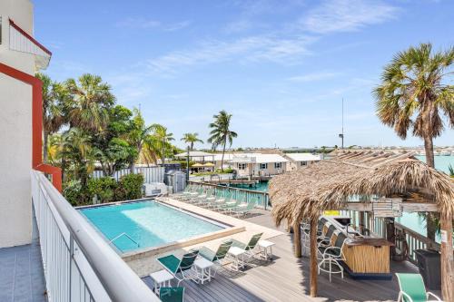 Meadows House | Key West Downtown Waterfront, sleeps 8, Dock & Pool Pet-Friendly