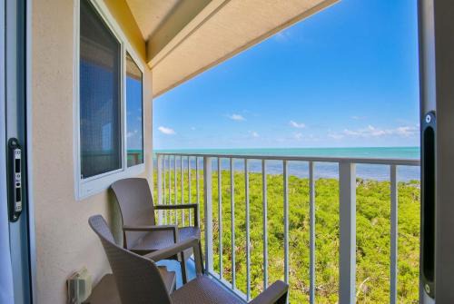 Tavernier Apartment | Keys Escape Oceanfront Resort Condo Sleeps 6
