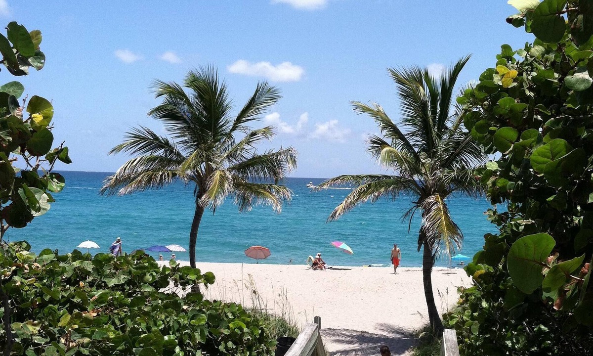 Jupiter Cottage | KOZY COTTAGE - NEW July openings 2.7 m from beach, UVC clean,