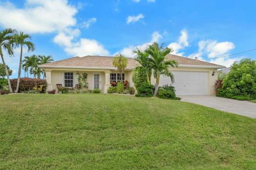 Diplomat Villa | La Isla Coral 1032