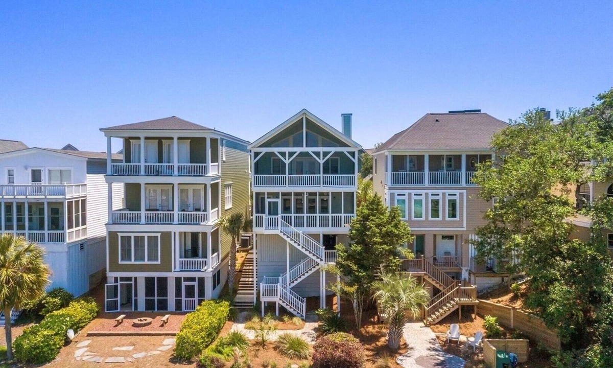 Ocean Point House | Lagoon & Golf Views | Screened Porches | Walk to Beach | Ocean Point