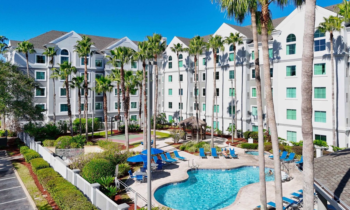 Florida Central Atlantic Coast Apartment | Lake Buena Vista Suite 2 Queens