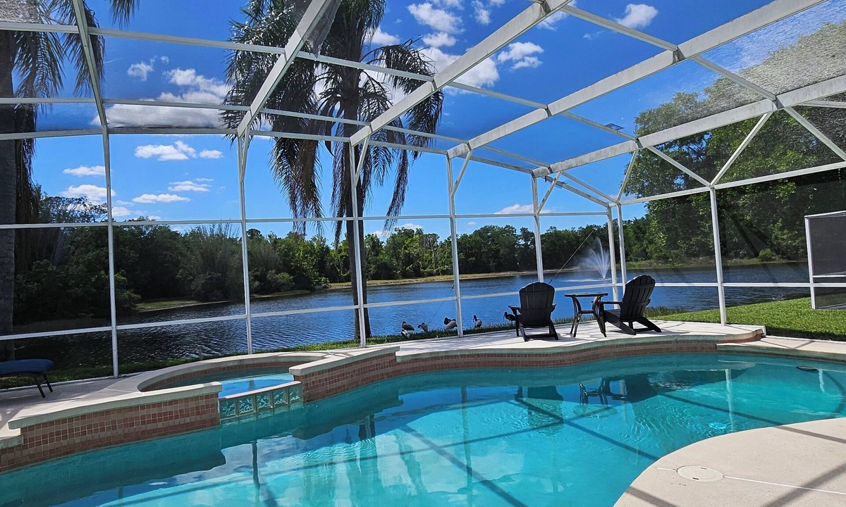 Chatham Park Villa | Lake Views, Relaxing Location - Ideal for your Florida Vacation