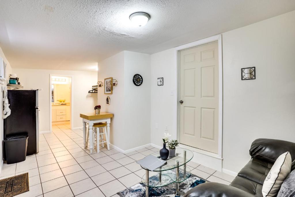 Lakeland Apartment | Lakeland Vacation Rental: 38 Mi to Disney!