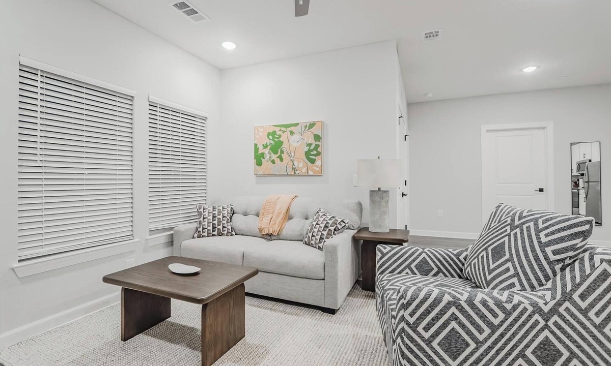 Fort Myers Apartment | Landing | Chic 1BD, Pool