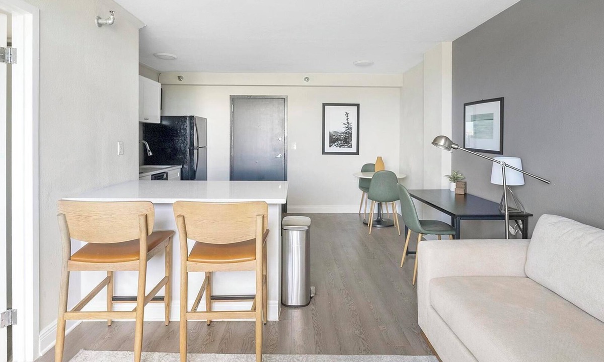 St. Petersburg Apartment | Landing | Incredible 1BD, Gym, Yoga Studio