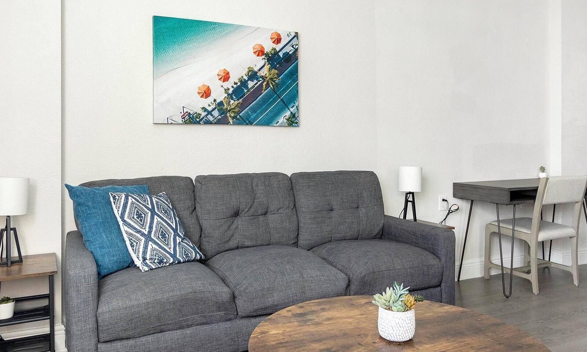 St. Petersburg Apartment | Landing | Modern 1BD, Pool, Clubhouse