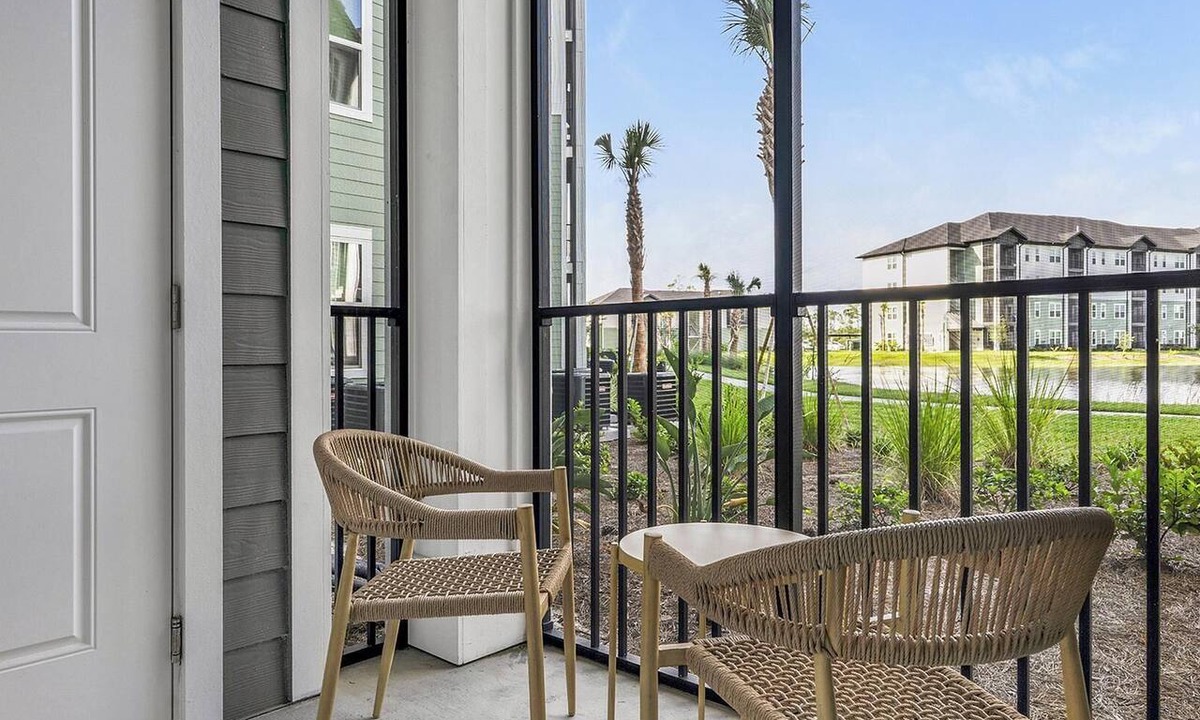 Fort Myers Apartment | Landing | Modern 1BD, Pool, Clubhouse