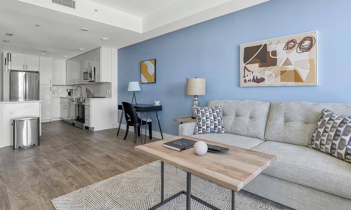 East Naples Apartment | Landing | Modern 1BD, Pool
