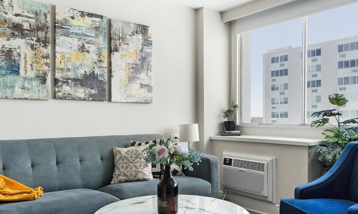 St. Petersburg Apartment | Landing | Spectacular 1BD, Gym, Yoga Studio