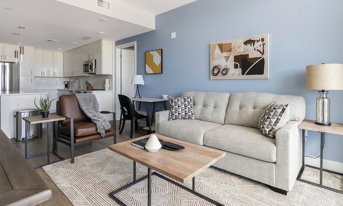 East Naples Apartment | Landing | Spectacular 2BD, Pool
