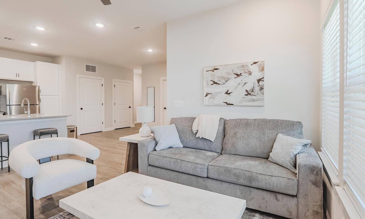 Fort Myers Apartment | Landing | Stunning 1BD, Pool